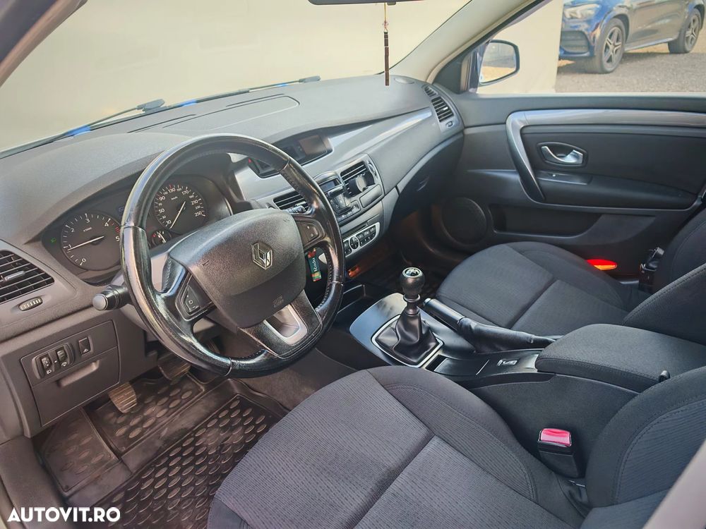 Renault Laguna dCi 110 FAP Dynamique - 7