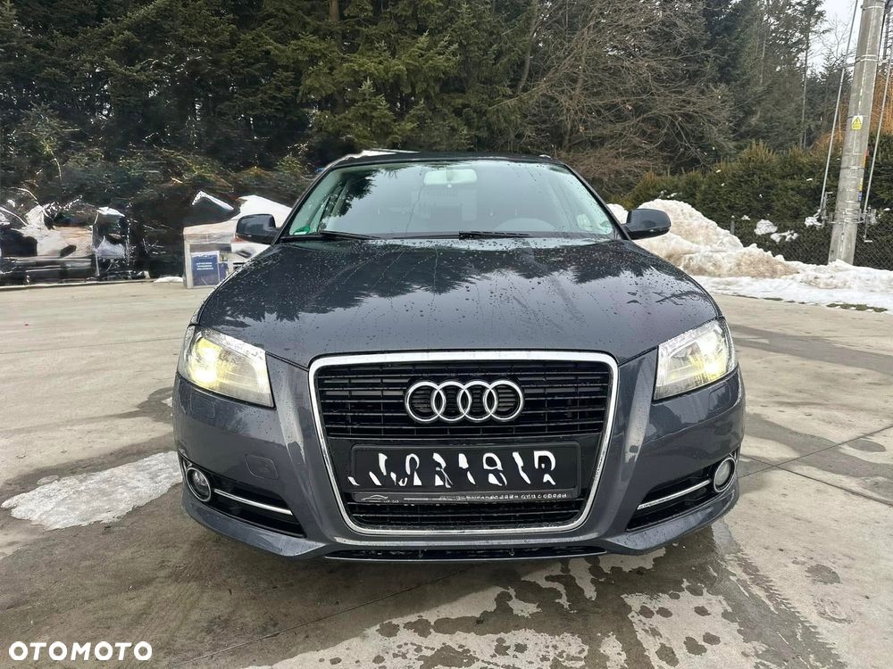 Audi A3 Sportback 2.0 TDI DPF Ambiente - 7