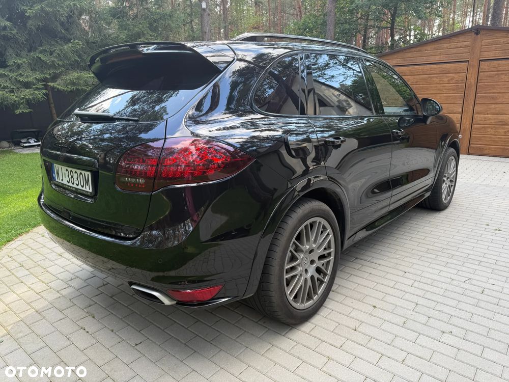 Porsche Cayenne - 6