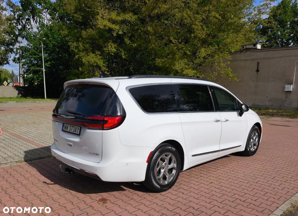 Chrysler Pacifica - 11