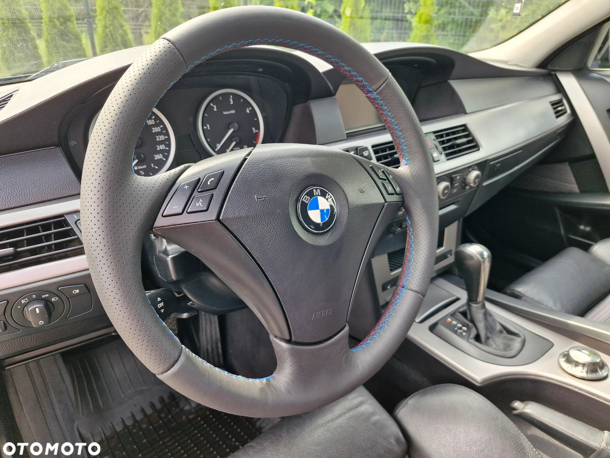 BMW Seria 5 525d Touring - 16