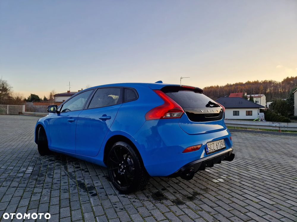 Volvo V40 D4 RDesign - 6
