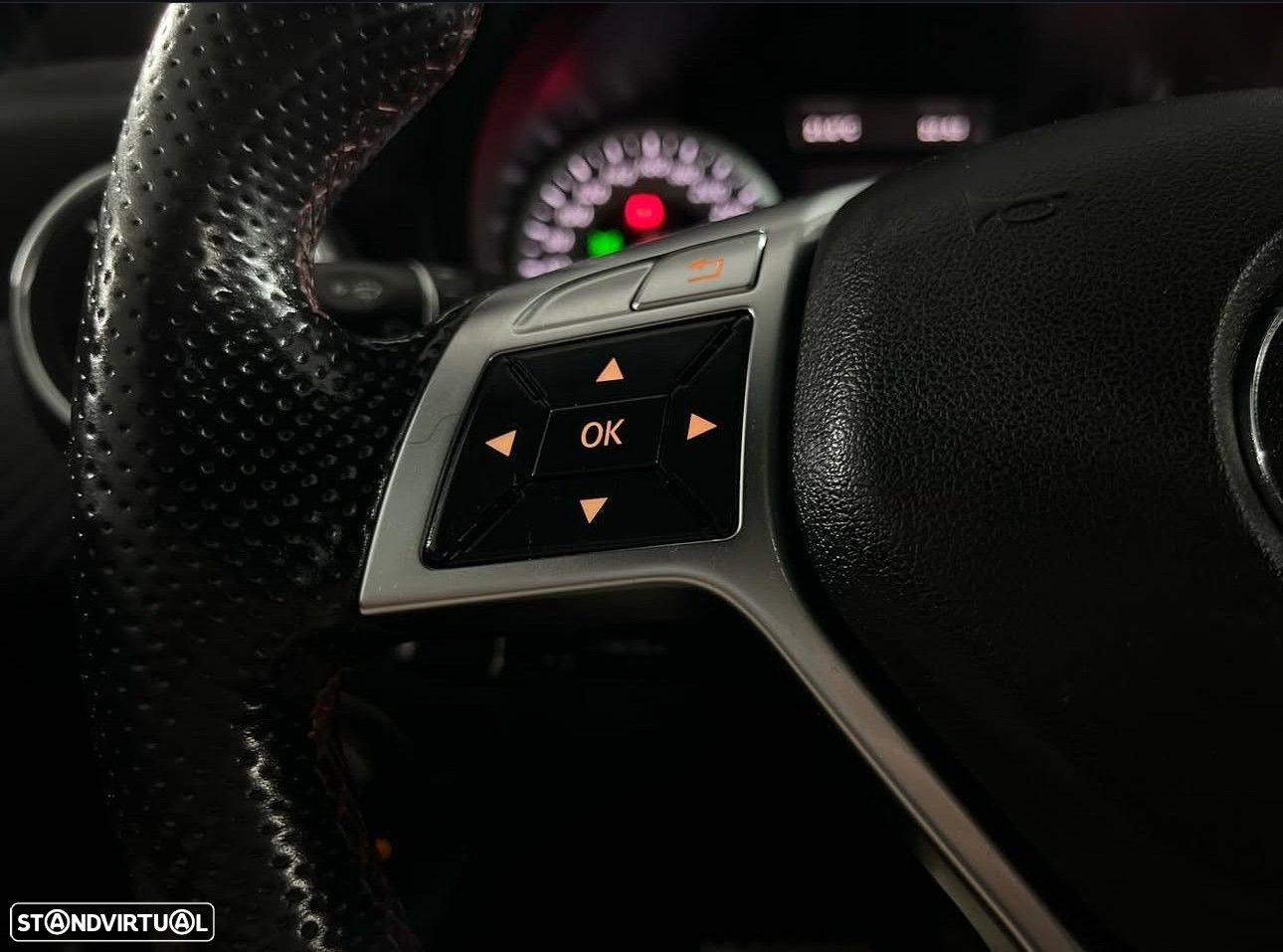 Mercedes-Benz A 180 CDi BE AMG Line - 20