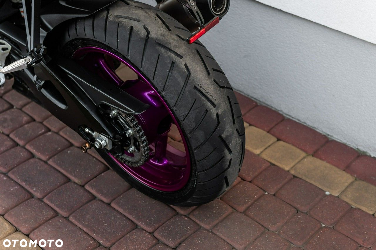 Suzuki GSX-R - 8
