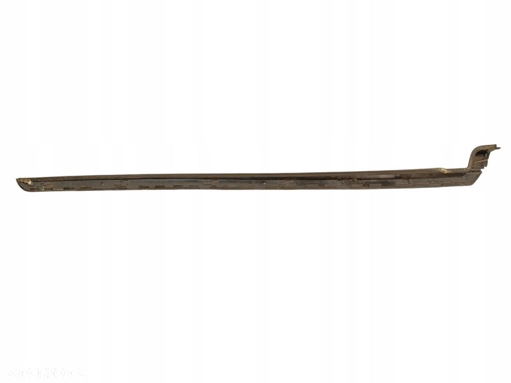 LISTWA SZYBY CZOŁOWEJ LEWA CITROEN C4 I (2004-2008) 1.4 16V 88KM 96563474 - 2