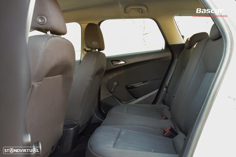 Opel Astra Sports Tourer 1.7 CDTi Cosmo - 19