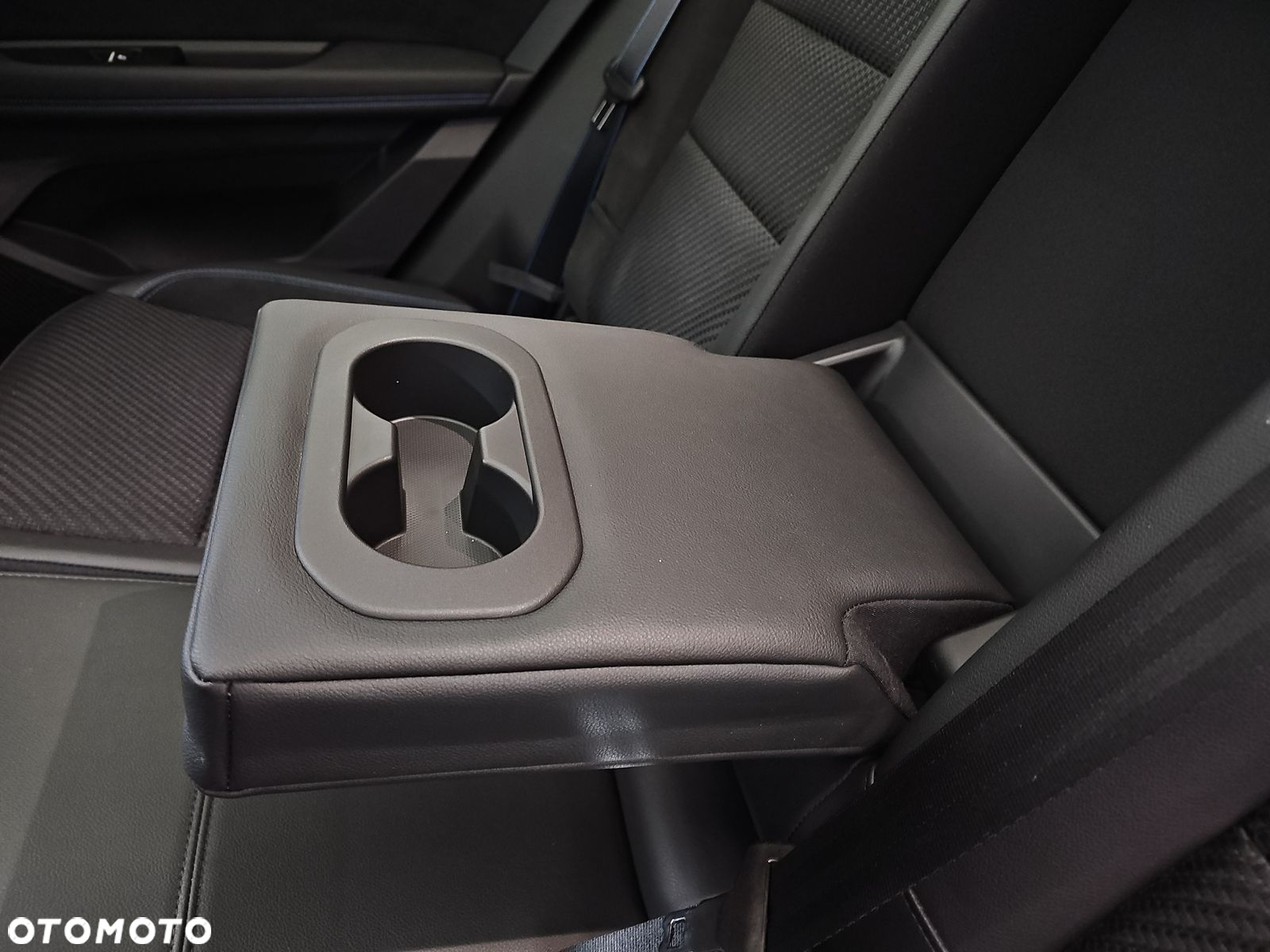Renault Austral 1.2 E-Tech Full Hybrid 200 Iconic esprit Alpine MMT - 26