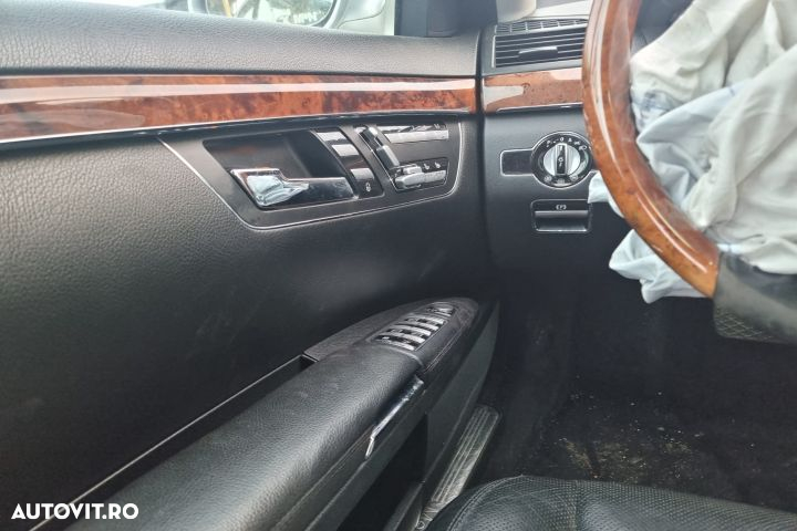 Boxa difuzor A2218205802 Mercedes-Benz S-Class W221 [2005 - 2009] 3.0 - 10