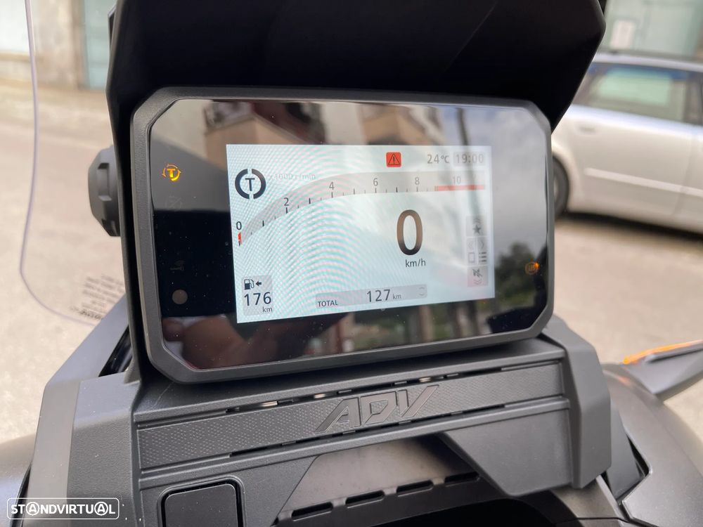 Honda ADV 350 Special Edition - 12