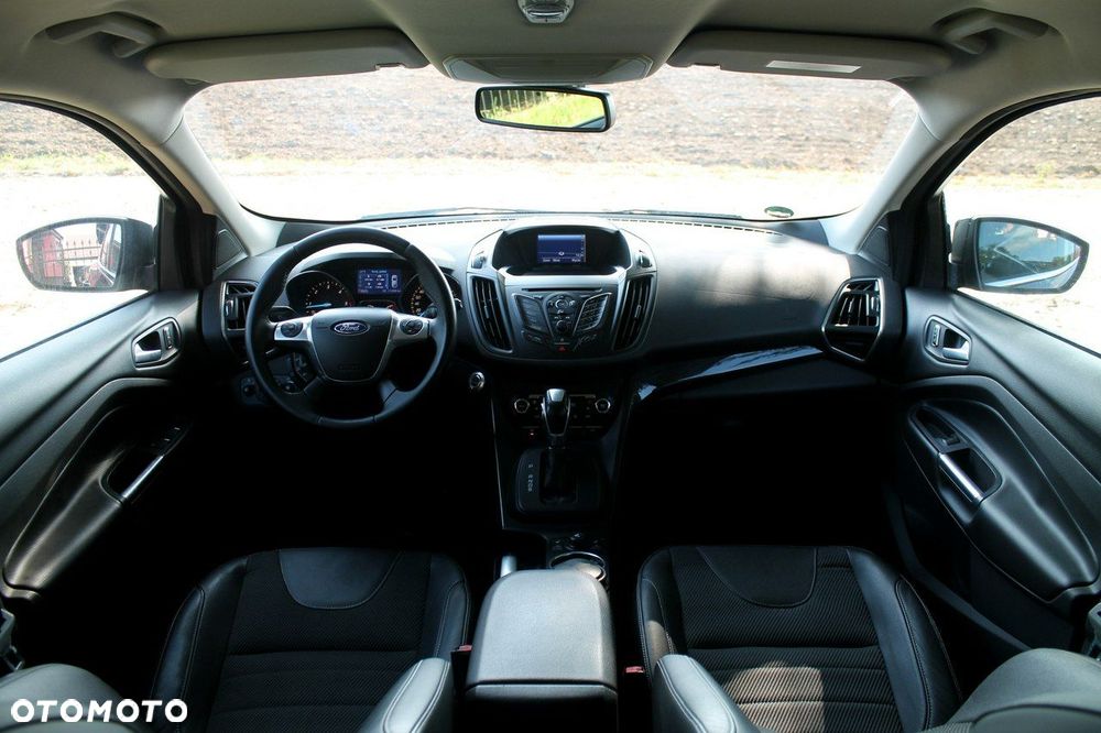 Ford Kuga - 8