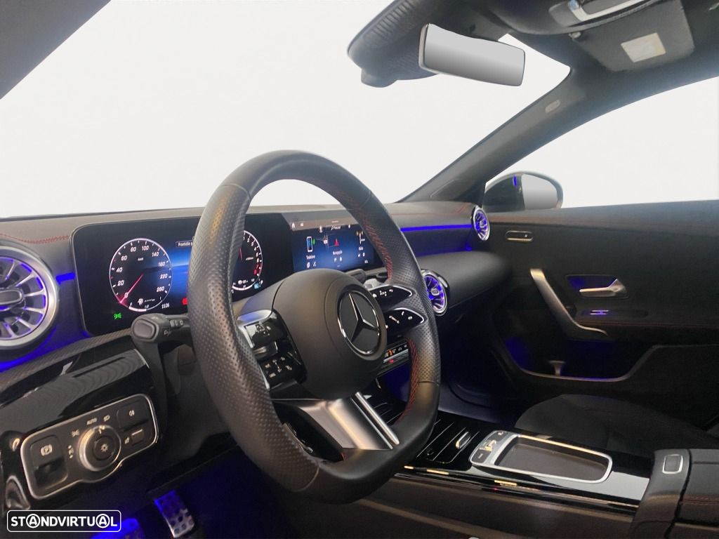 Mercedes-Benz CLA 250 e Shooting Brake AMG Line - 9
