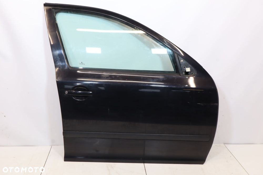 DRZWI PRAWY PRZÓD SKODA OCTAVIA II LIFT LF9R - 1
