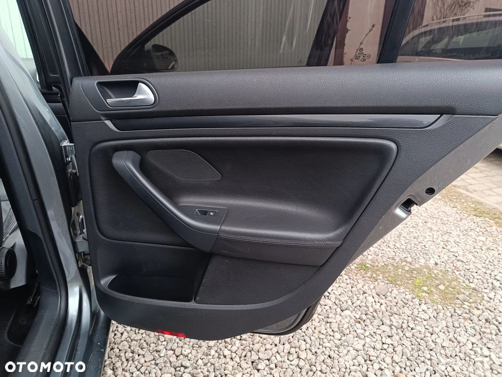 Volkswagen Golf Variant 1.4 TSI Exclusive - 35