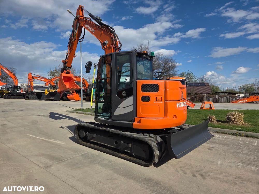 Hitachi ZX85, 2022, 3.177h, LAMA NIVELARE, senile CAUCIUC NOI, CUPLA RAPIDA HIDRAULICA+3 cupe noi, adanc sapare 5m, latimie 2,2m, inst picon pe brate, inst rotire pe brate, Aer condi, Antifurt, Computer in lb romana, leasing 4 ani-PROMOTIE 62.900 EUR+Tva - 19