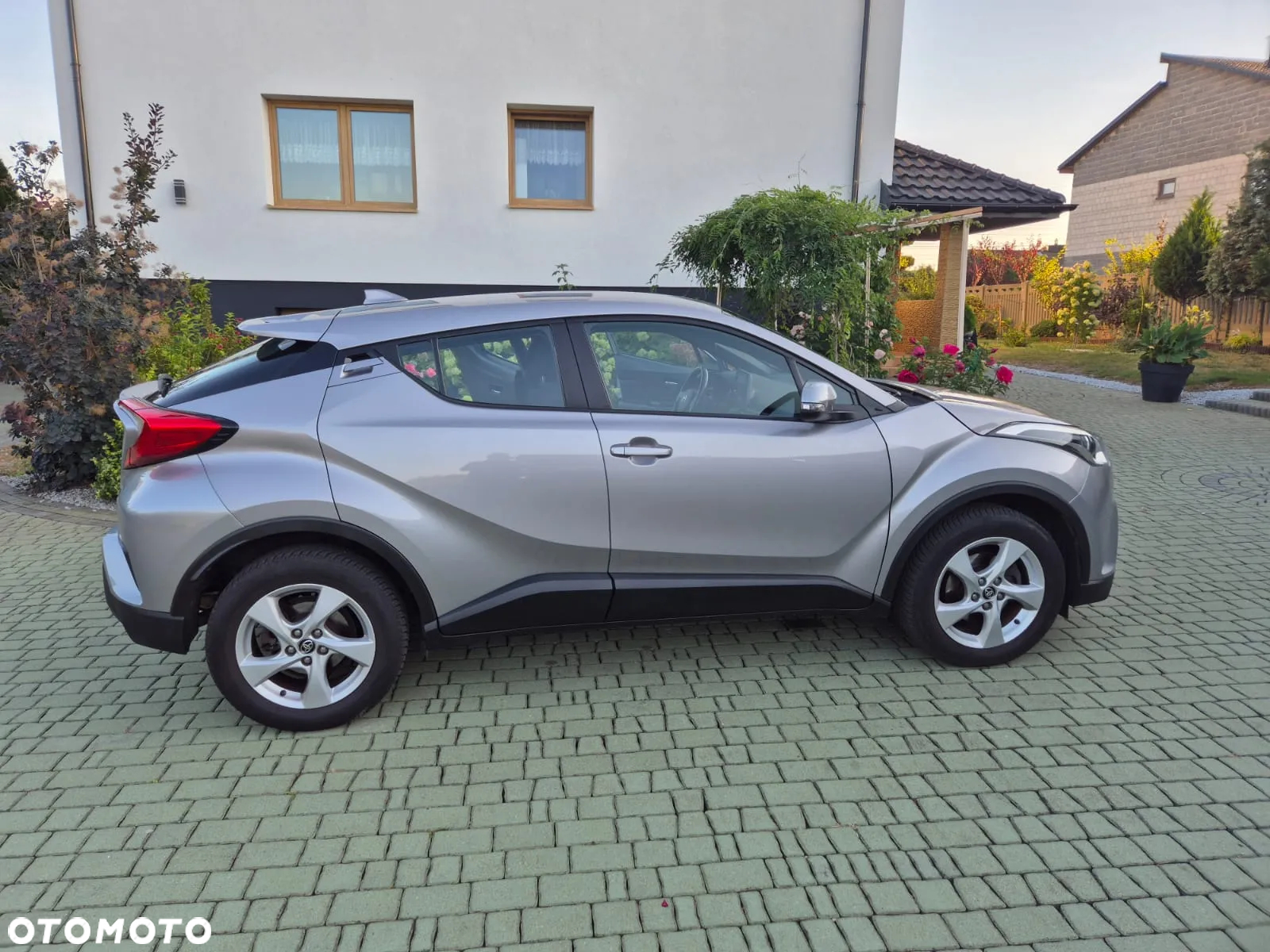 Toyota C-HR 1.2 T Dynamic - 5