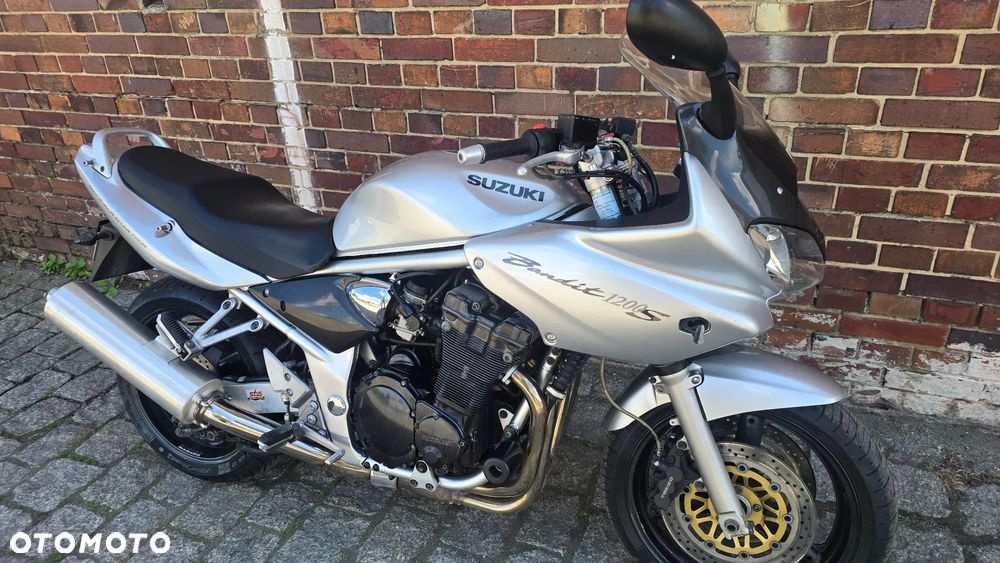Suzuki Bandit - 24