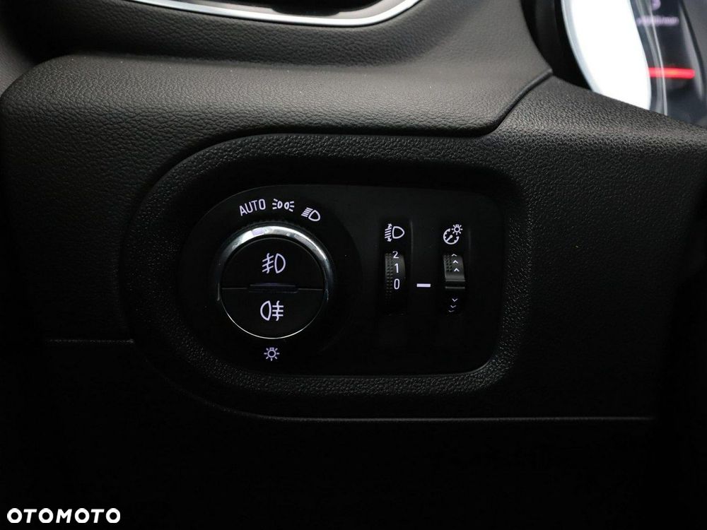 Opel Grandland X 1.5 CDTI Innovation S&S - 34