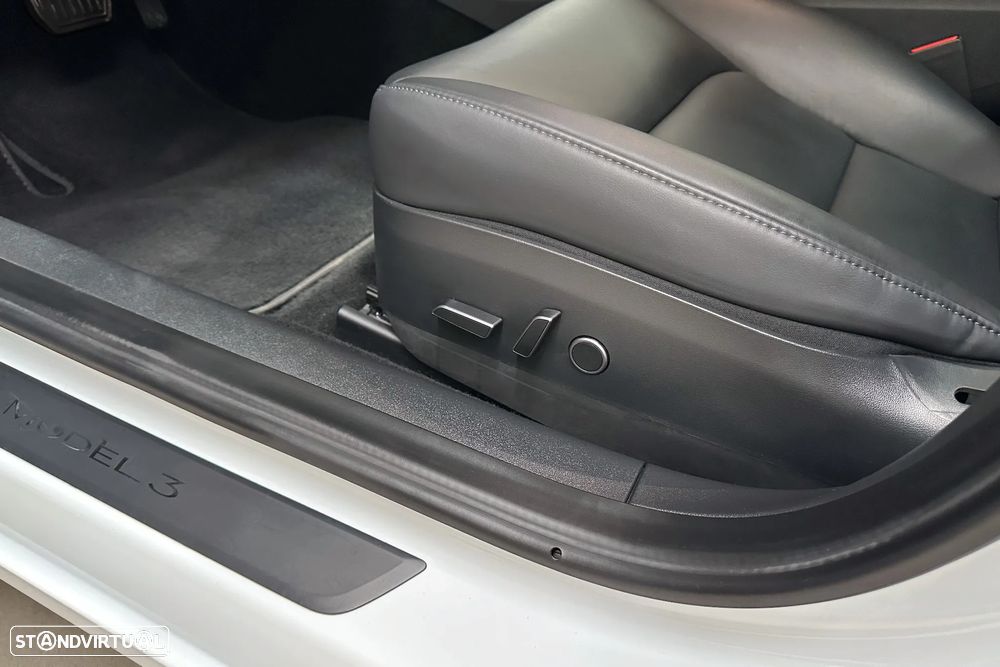 Tesla Model 3 Standard Range Plus RWD - 46