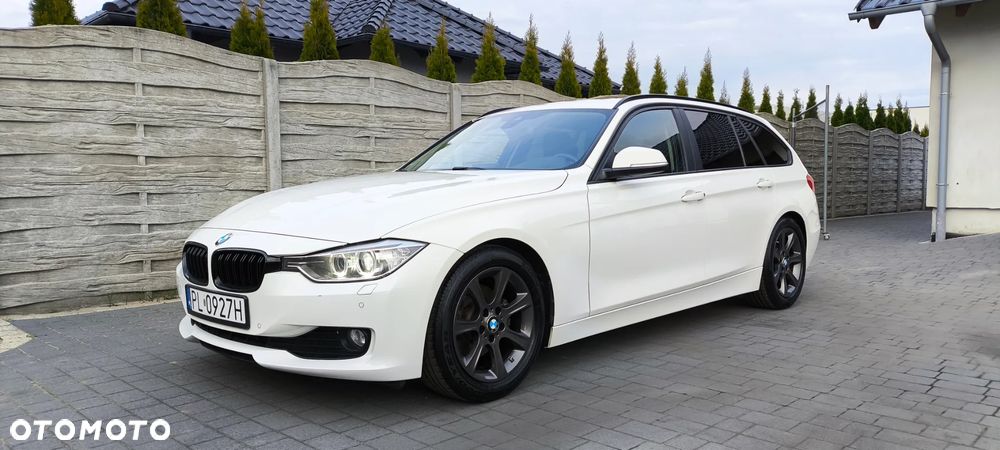 BMW Seria 3 - 32