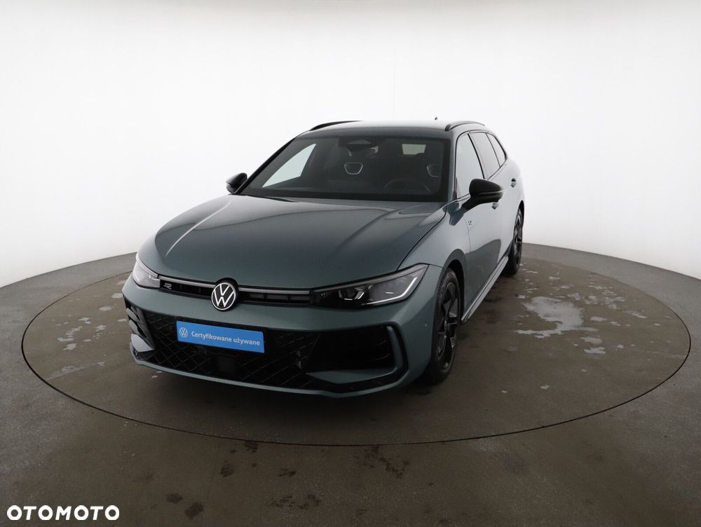 Volkswagen Passat - 30