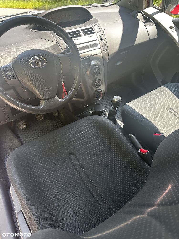 Toyota Yaris 1.33 Luna - 15