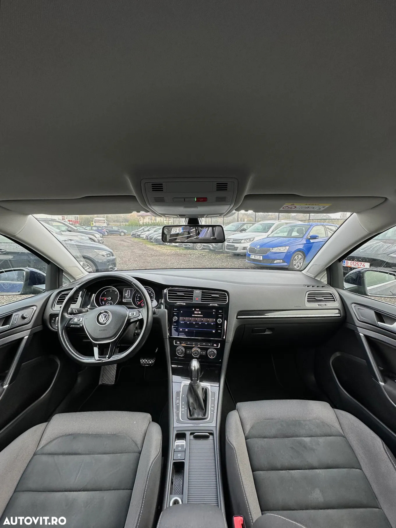 Volkswagen Golf 2.0 TDI DSG 4Motion Highline - 16