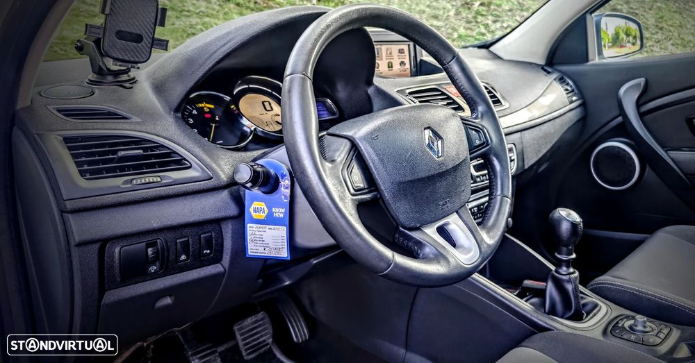 Renault Mégane Coupe Energy dCi 110 FAP Start & Stop GT Line - 11