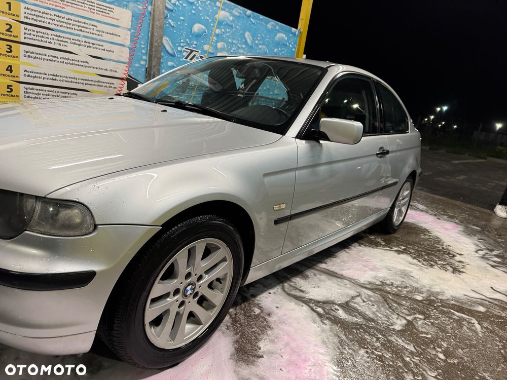 BMW Seria 3 316i - 4