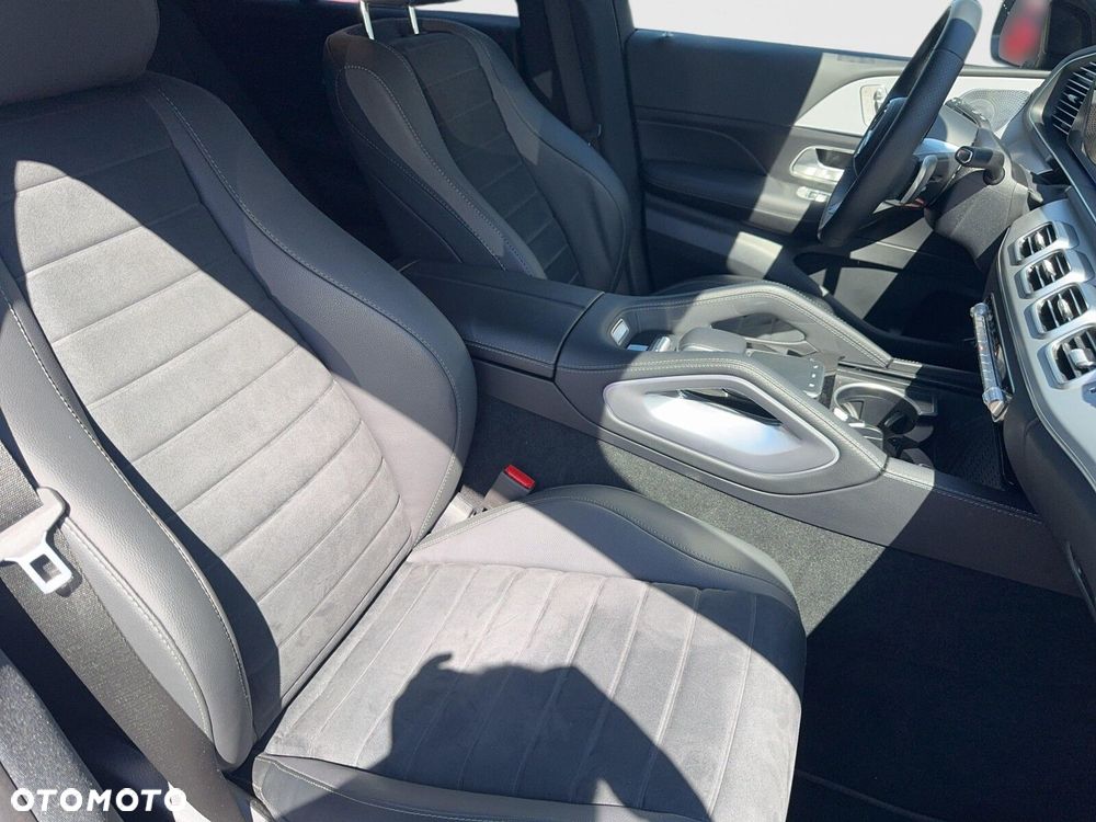 Mercedes-Benz GLE 300 d 4-Matic Advanced Plus - 24