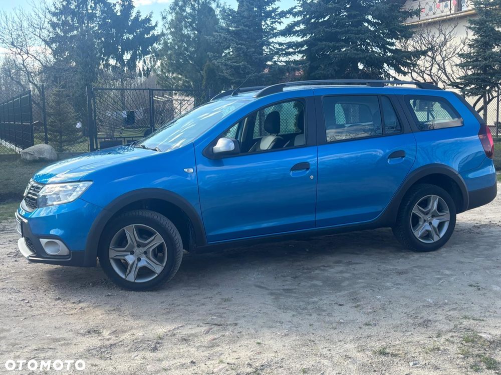 Dacia Logan 1.0 TCe SL Celebration S&S - 4