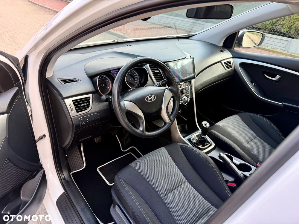 Hyundai i30 1.4 Premium - 10