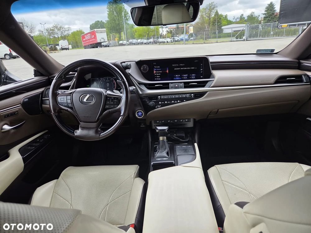 Lexus ES ver-300h-omotenashi - 9