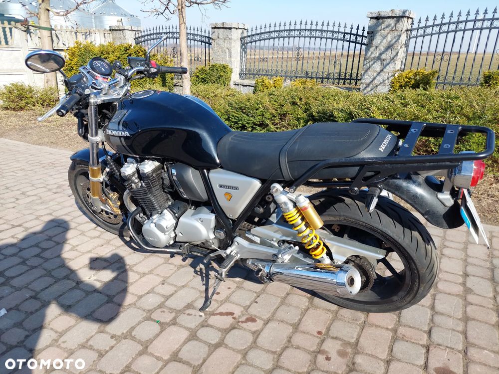 Honda CB - 4
