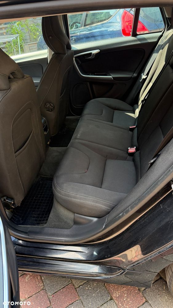 Volvo V60 D2 Geartronic Powershift - 9