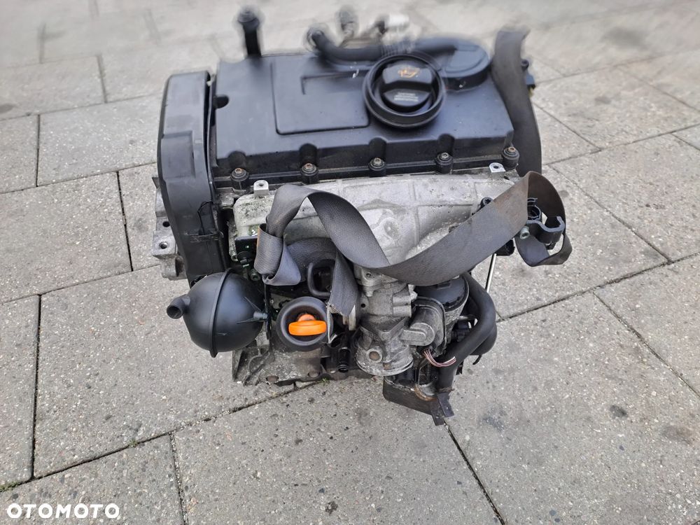 Volkswagen Passat B6 2.0 TDi 16V 140KM silnik kod BKP - 4