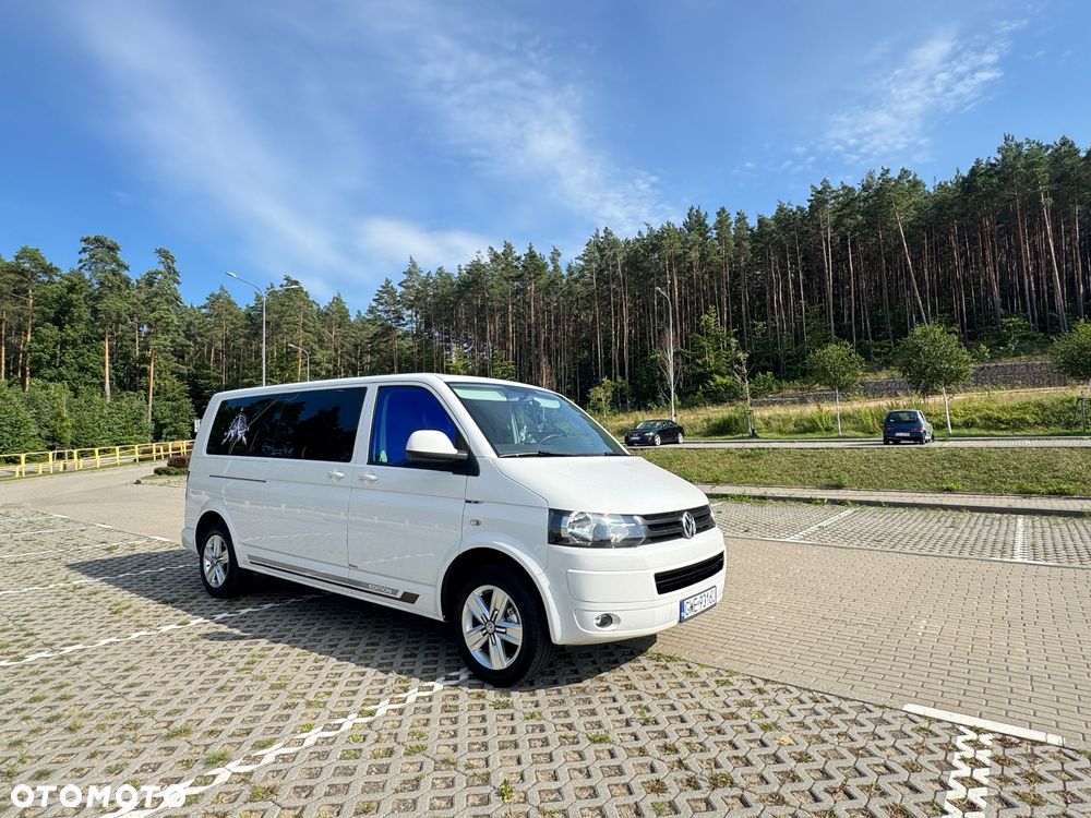 Volkswagen Caravelle - 1