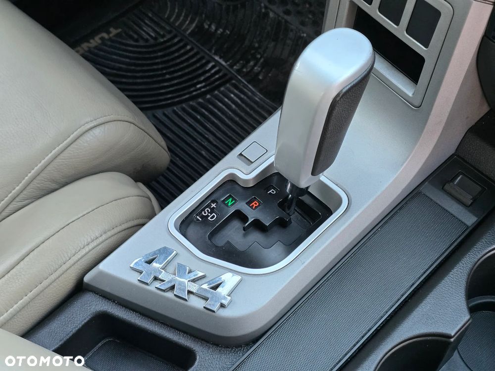 Toyota Tundra 5.7 4x4 Double Cab Limited - 15