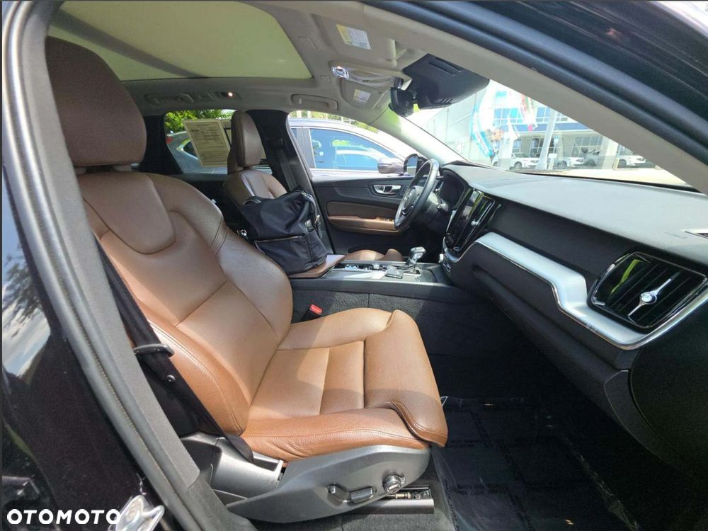 Volvo XC 60 T6 AWD Momentum - 10