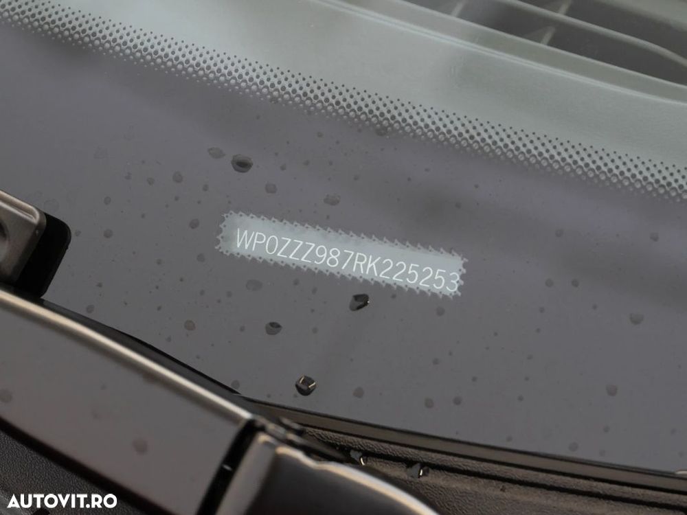 Porsche Boxster - 9
