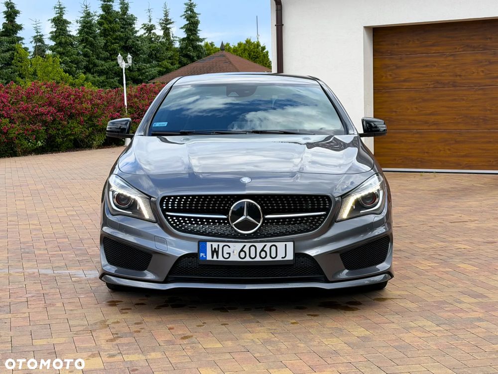 Mercedes-Benz CLA 250 4Matic 7G-DCT AMG Line - 2