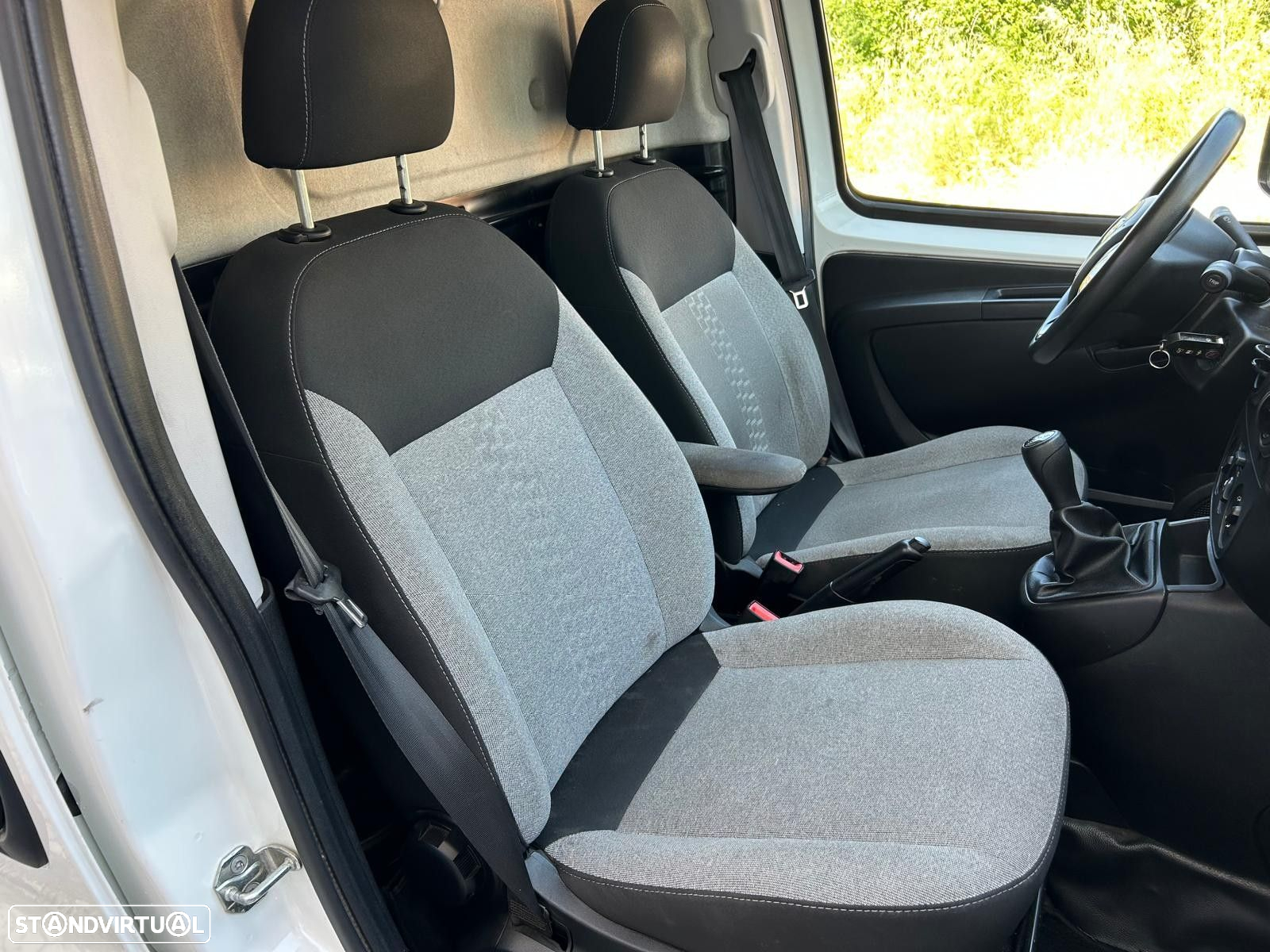 Fiat Fiorino 1.3 M-jet SX - 10