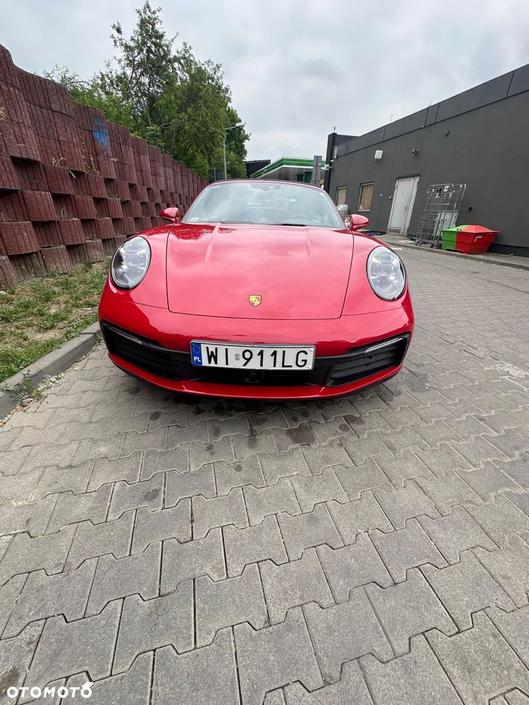 Porsche 911 Carrera 4S - 12
