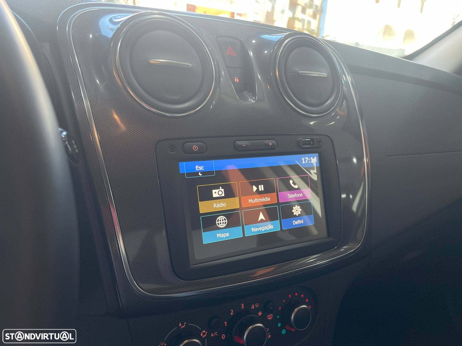 Dacia Sandero 0.9 TCe Comfort - 22