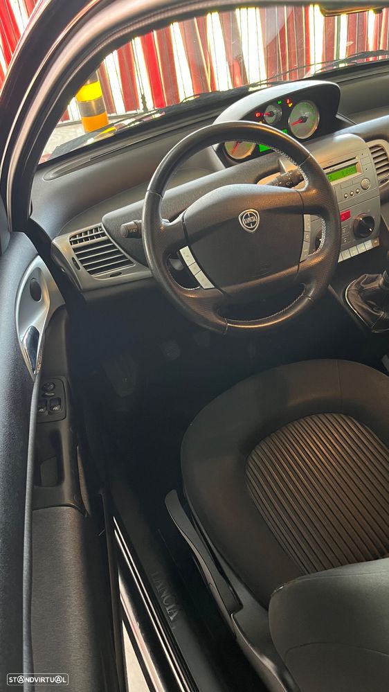 Lancia Ypsilon 1.2 Argento - 7