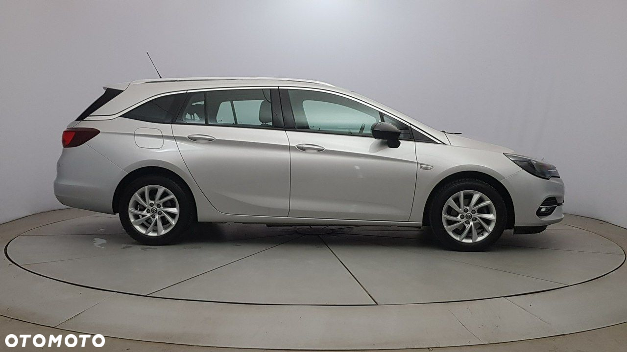 Opel Astra - 8