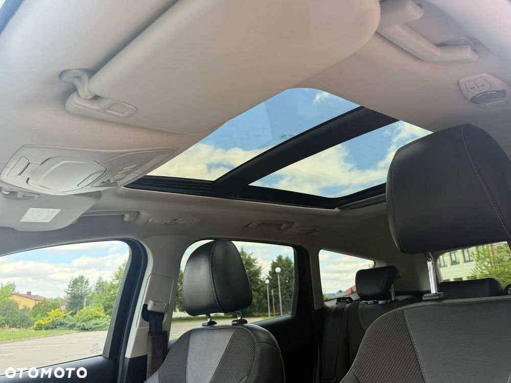 Ford Kuga 2.0 TDCi 4WD Titanium Plus - 39