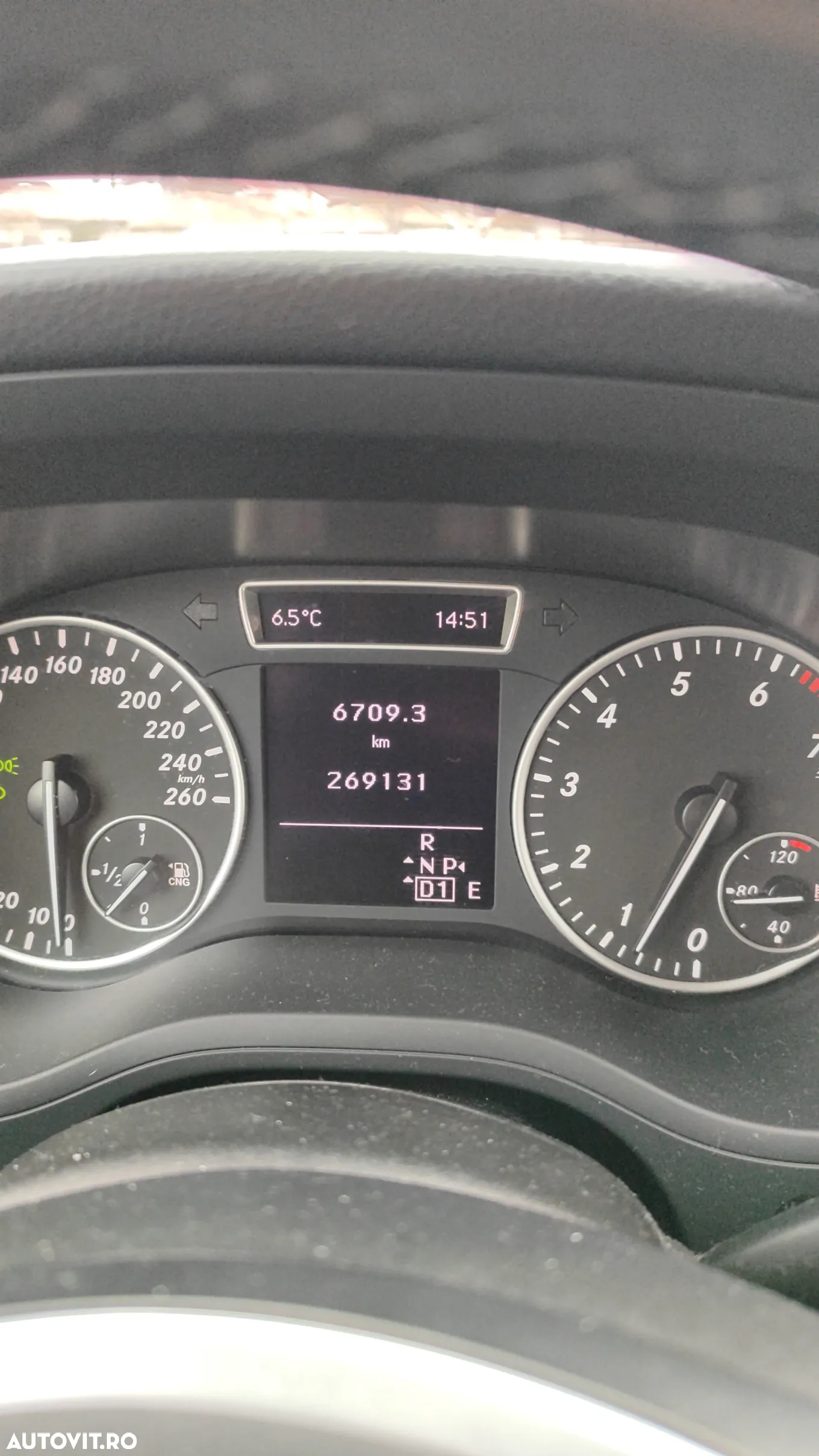 Mercedes-Benz B 200 (Natural Gas Drive) c 7G-DCT - 9