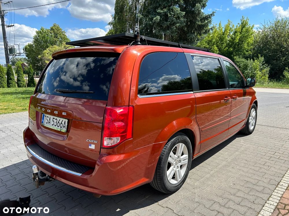 Dodge Grand Caravan - 3