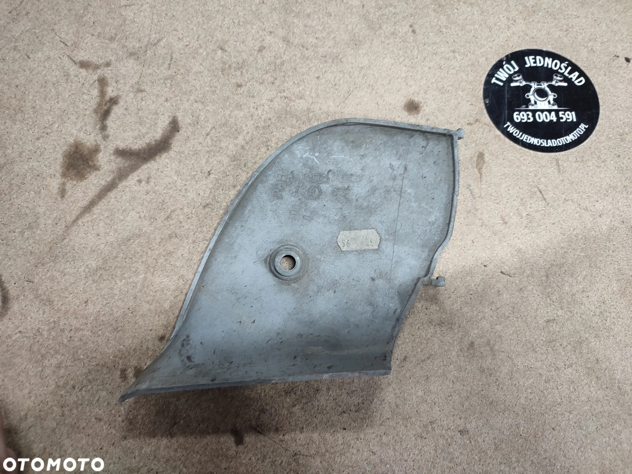 Owiewka, osłona Piaggio Vespa ET2 ET4 - 2