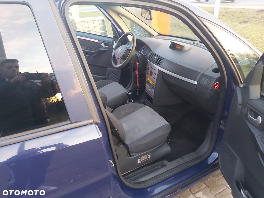Opel Meriva 1.6 16V Cosmo - 2